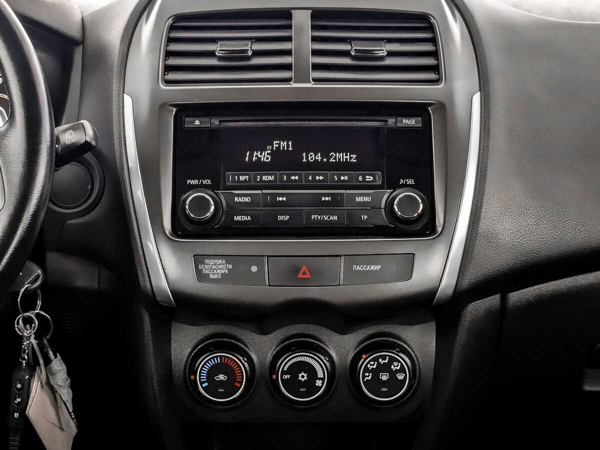 Б/У Митсубиши АС-Икс 2013 года. Фото: #12