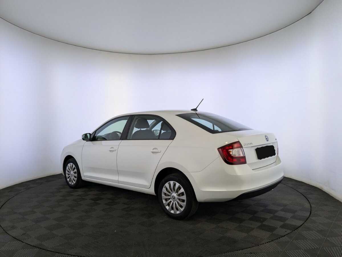 Б/У Шкода Рапид 2019 года. Фото: #6