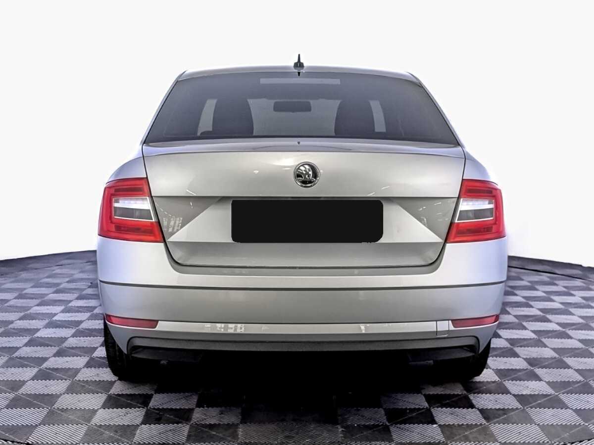 Б/У Шкода Октавия 2017 года. Фото: #5