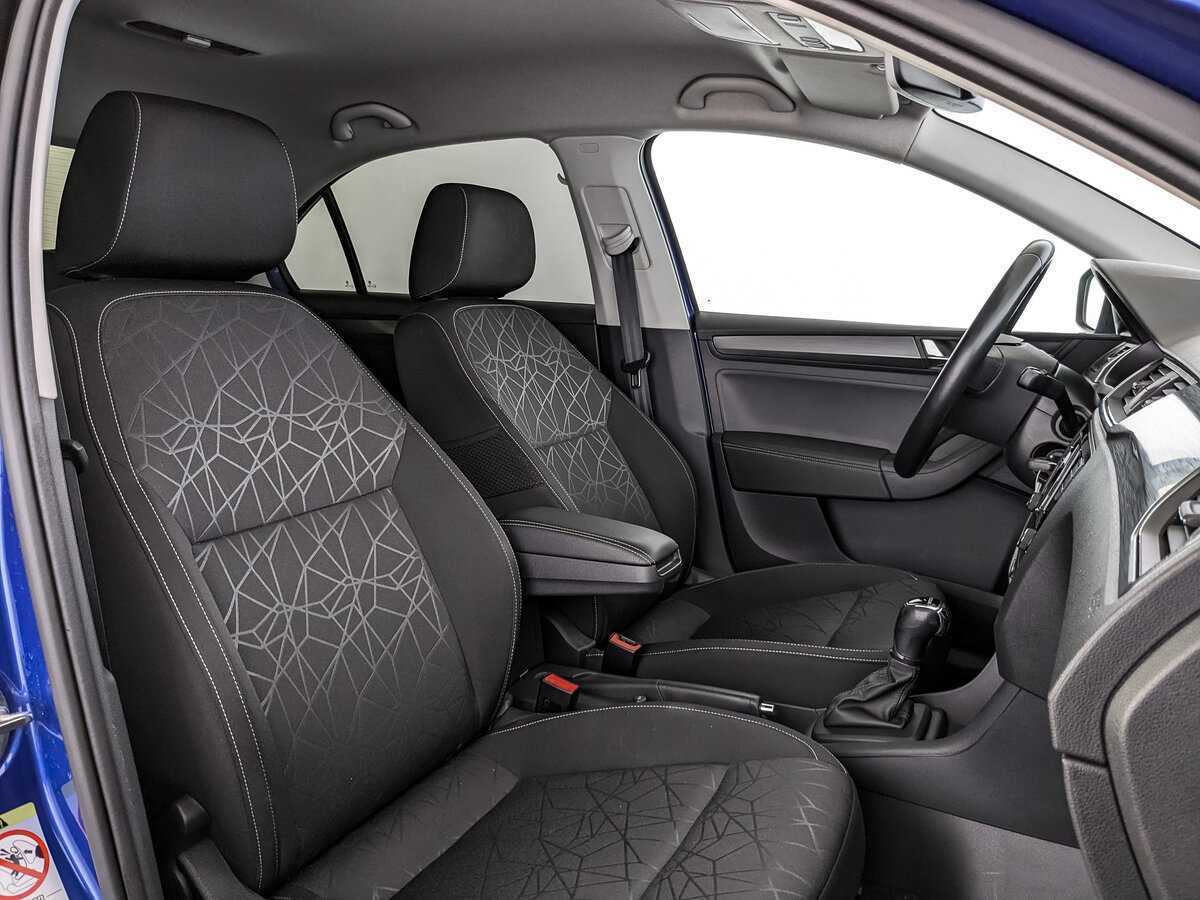 Б/У Шкода Рапид 2019 года. Фото: #19