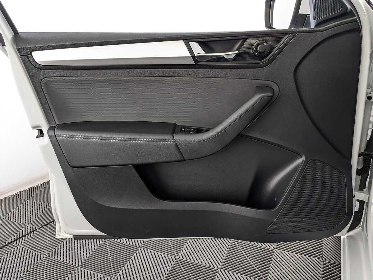 Б/У Шкода Рапид 2019 года. Фото: #14