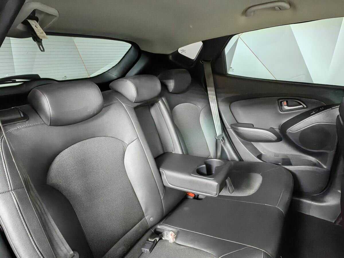 Б/У Хендай ай-икс35 2014 года. Фото: #12