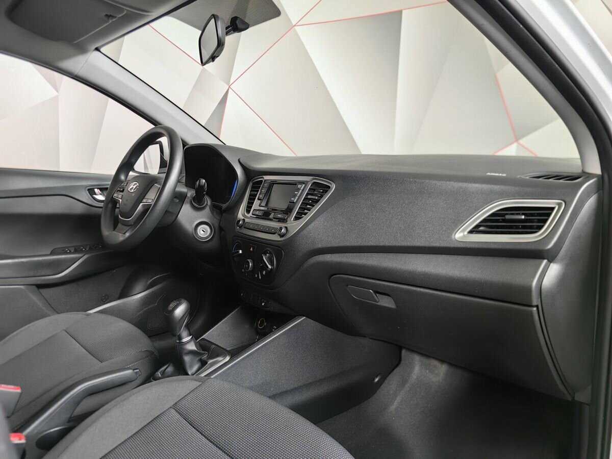 Б/У Хендай Солярис 2021 года. Фото: #8