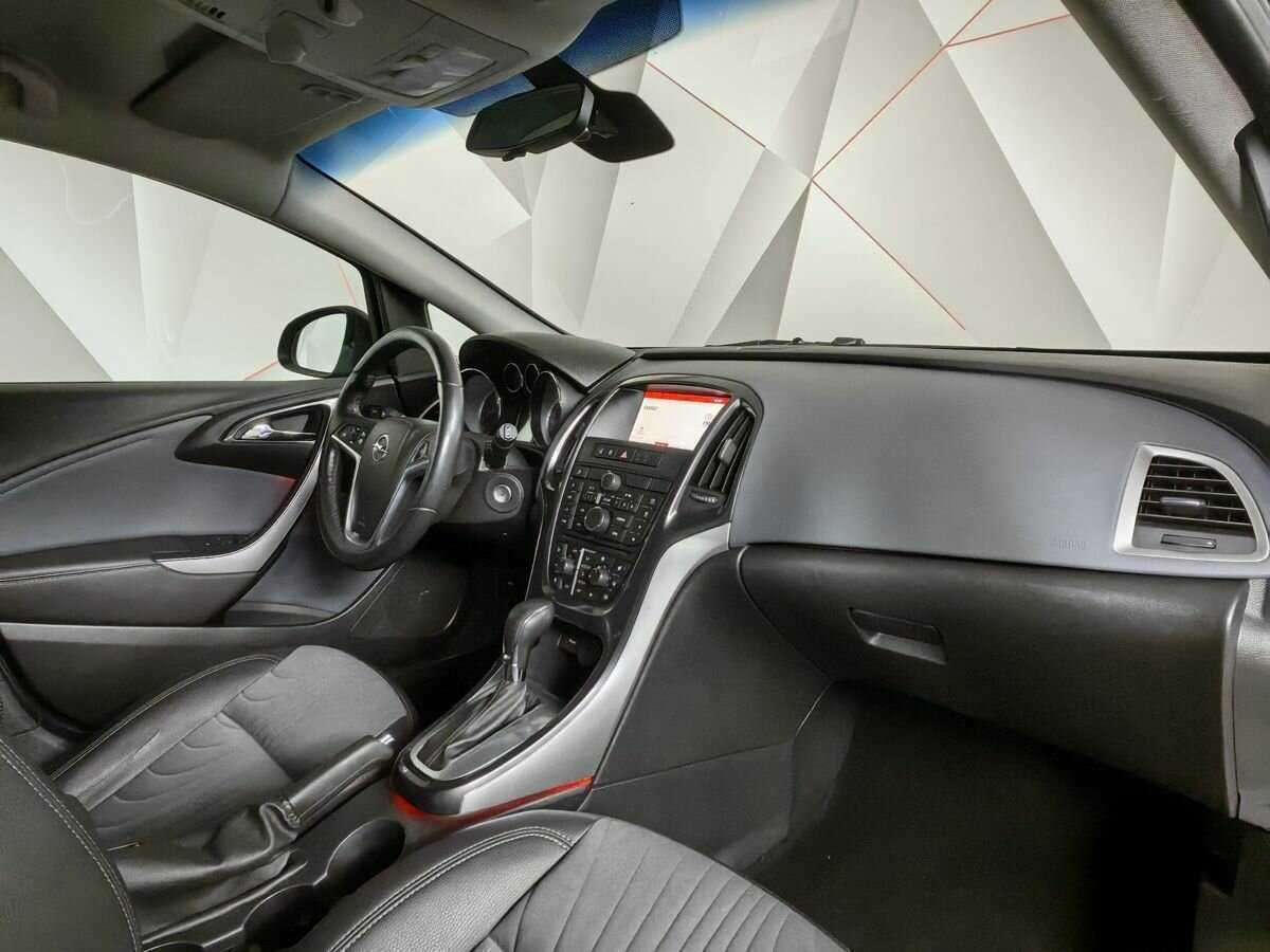 Б/У Опель Астра 2014 года. Фото: #8