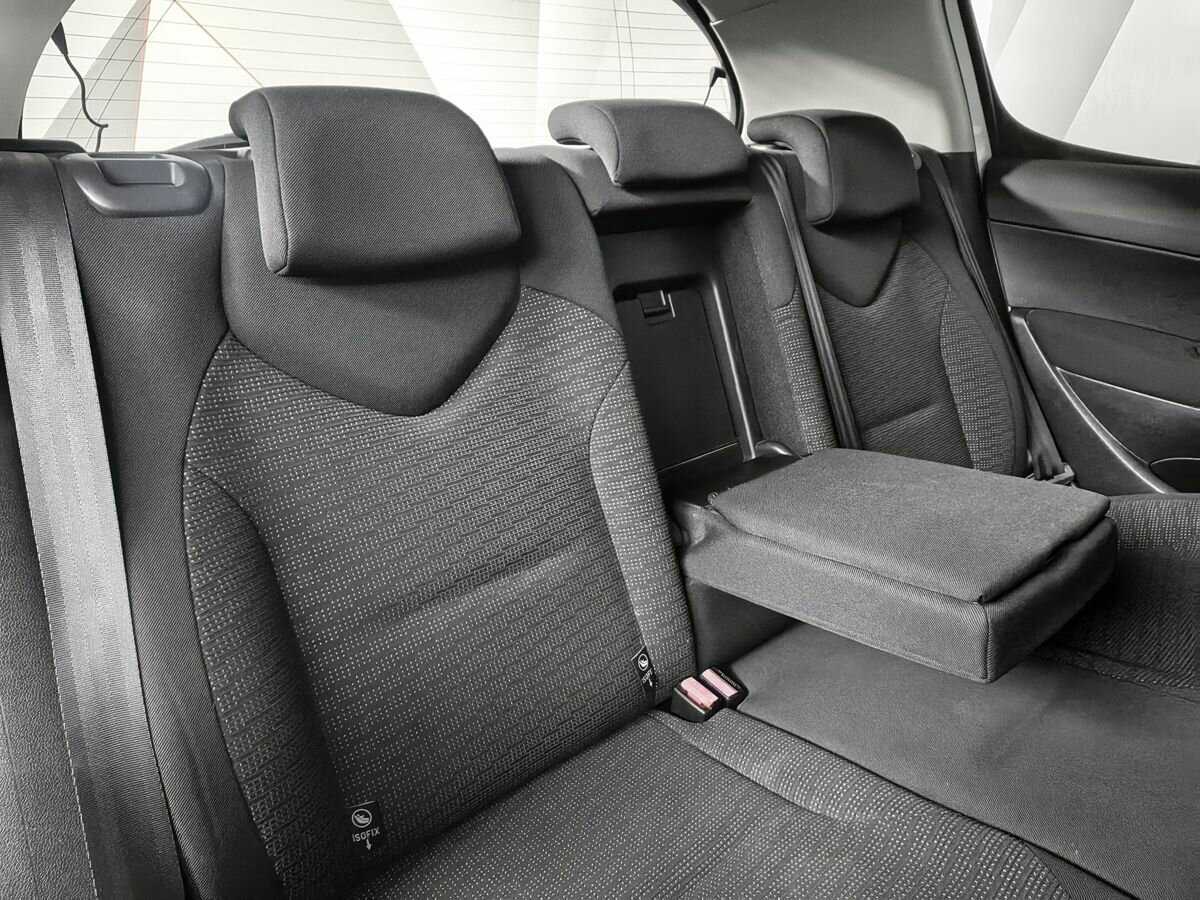 Б/У Пежо 308 2012 года. Фото: #11