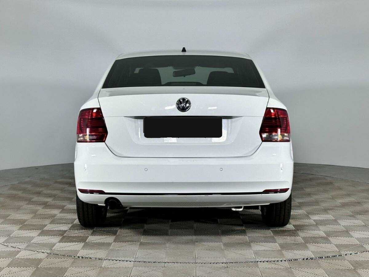 Б/У Фольксваген Поло 2016 года. Фото: #3
