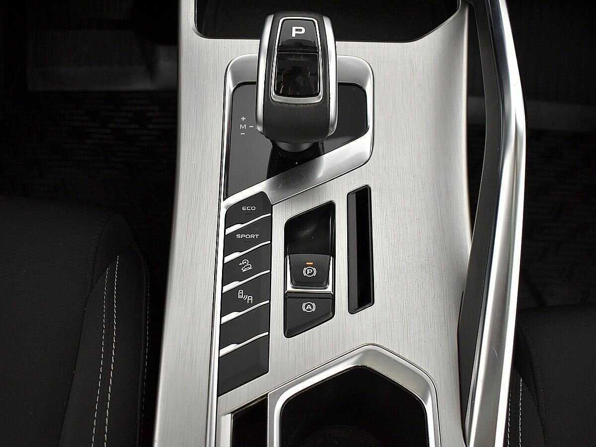 Б/У Джили Кулрэй 2020 года. Фото: #14