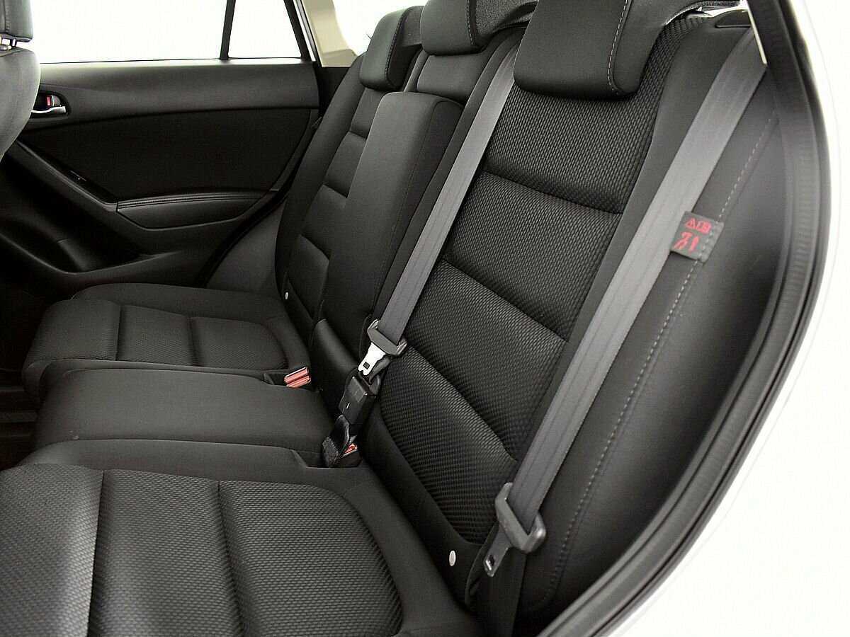 Б/У Мазда Ц-Икс-5 2016 года. Фото: #8