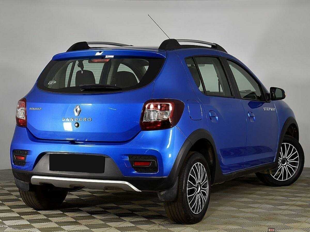 Б/У Рено Сандеро 2016 года. Фото: #1