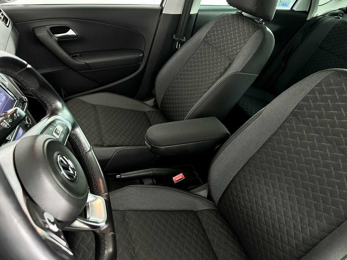 Б/У Фольксваген Поло 2018 года. Фото: #7