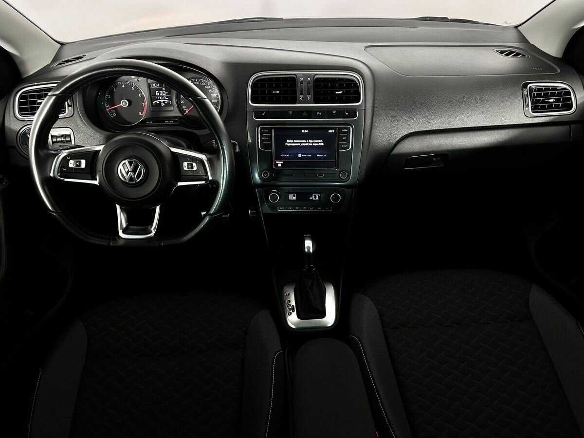 Б/У Фольксваген Поло 2018 года. Фото: #8