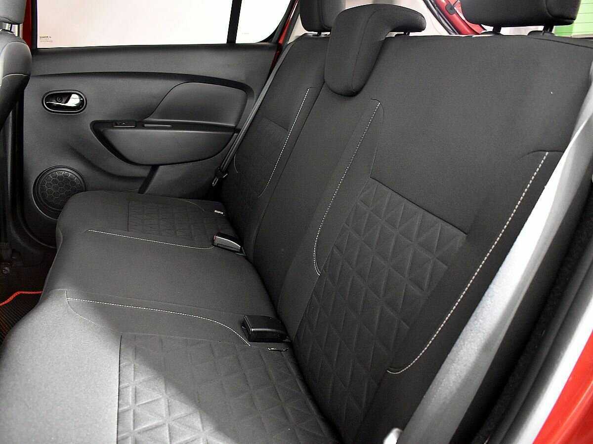 Б/У Рено Сандеро 2017 года. Фото: #8