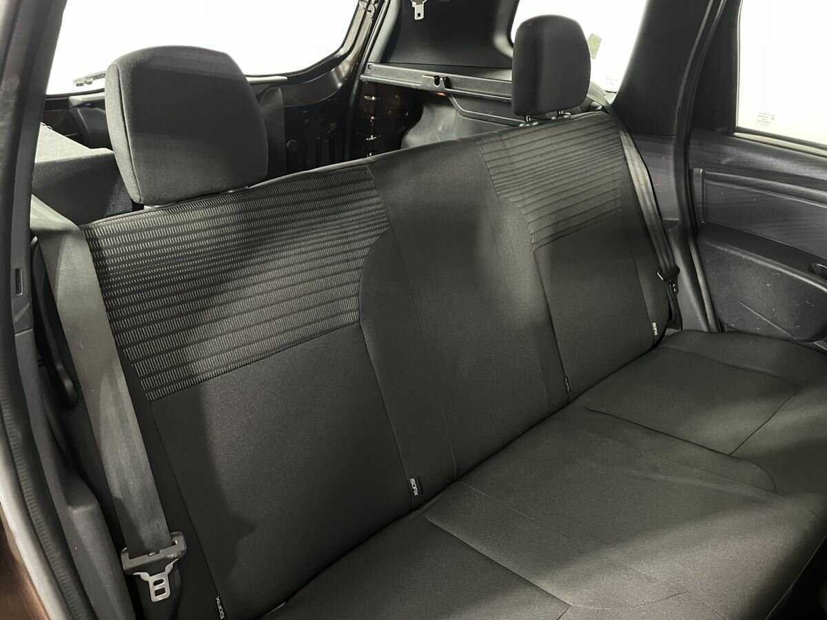 Б/У Рено Дастер 2016 года. Фото: #13