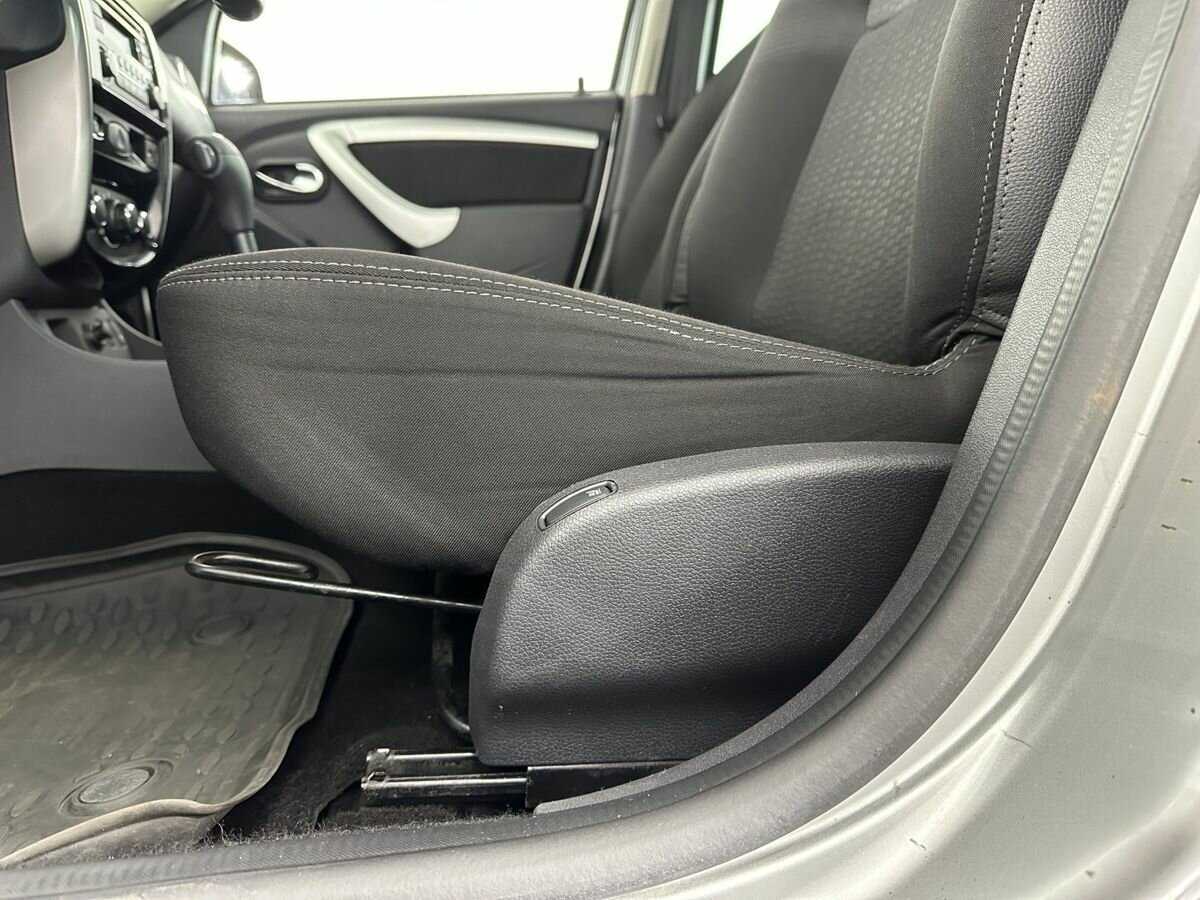 Б/У Ниссан Террано 2015 года. Фото: #9