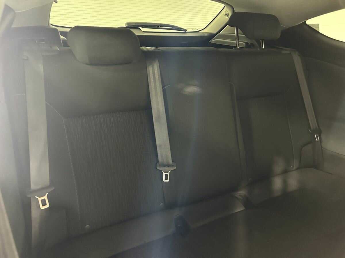 Б/У Опель Астра 2014 года. Фото: #14