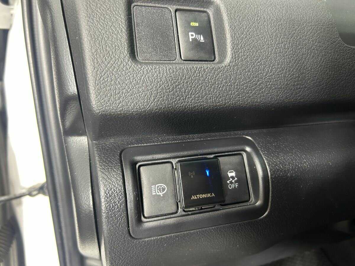 Б/У Тойота Камри 2013 года. Фото: #8