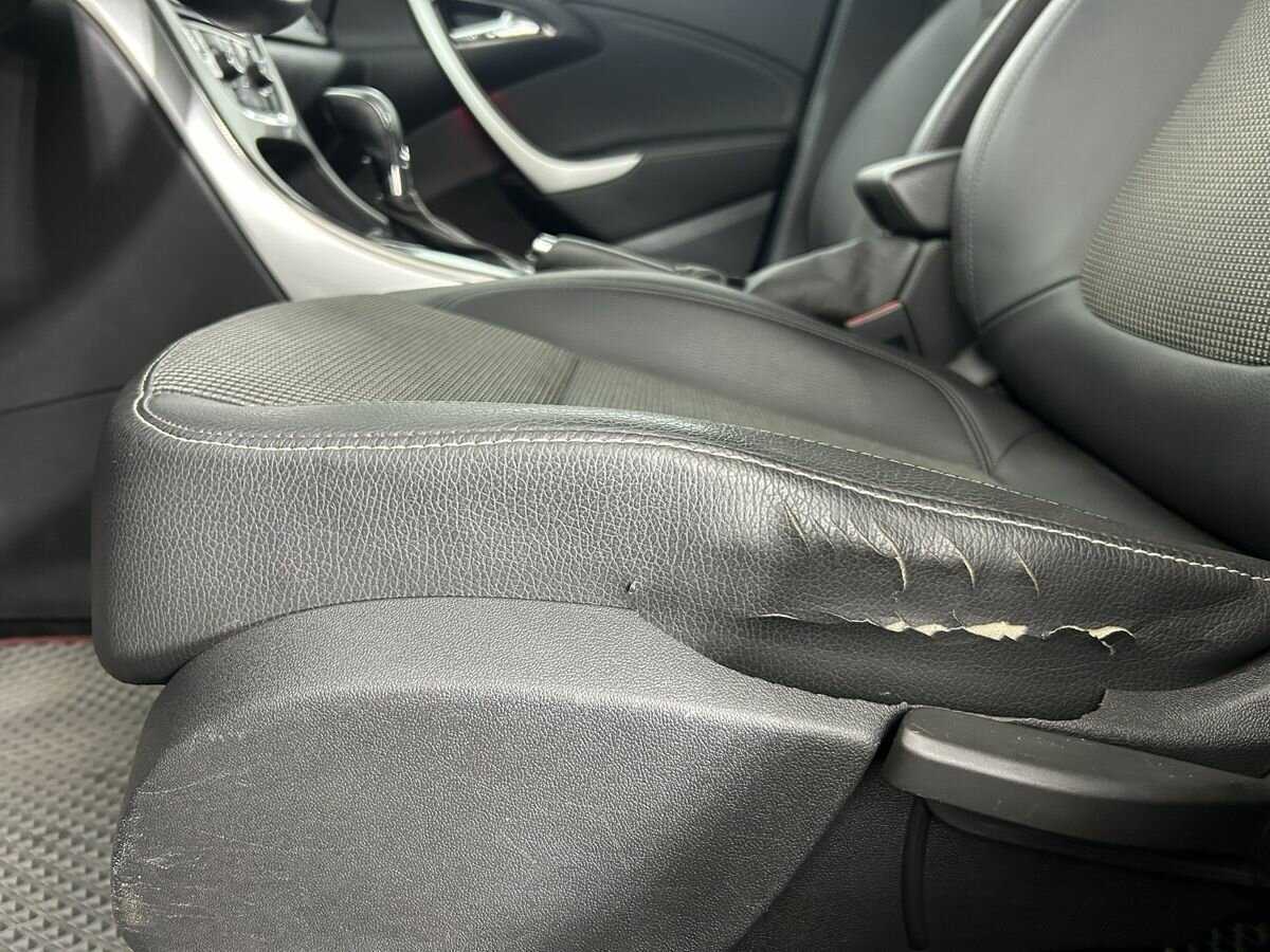 Б/У Опель Астра 2012 года. Фото: #9