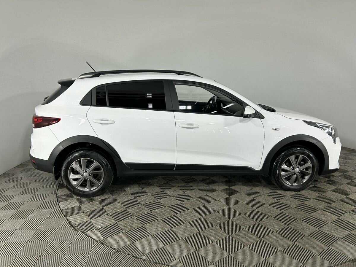 Б/У Киа Рио 2021 года. Фото: #3