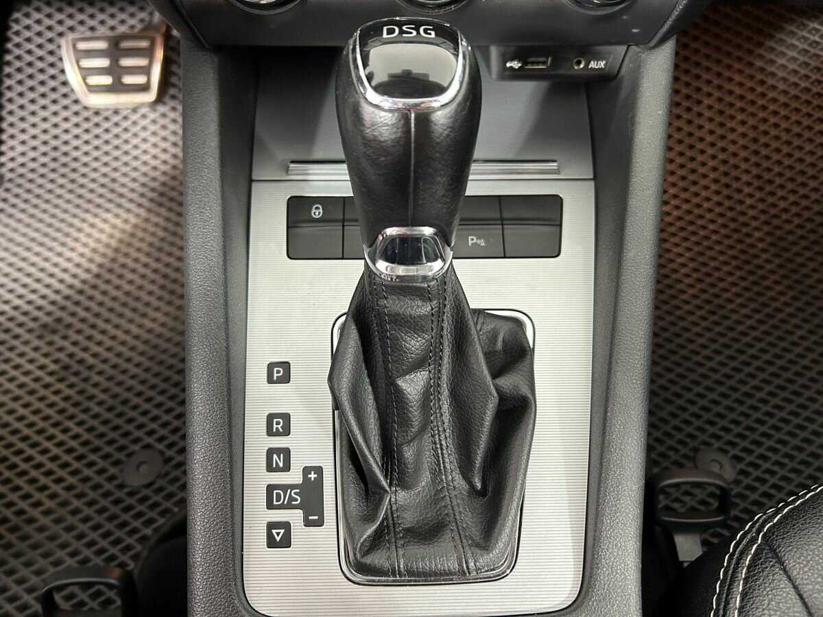 Б/У Шкода Октавия 2014 года. Фото: #12