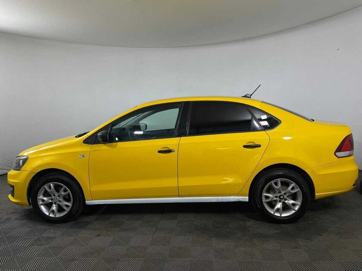 Б/У Фольксваген Поло 2017 года. Фото: #4