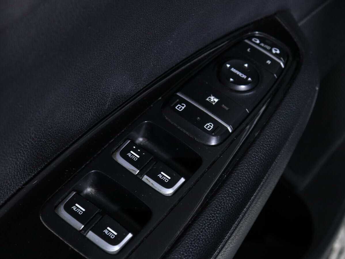 Б/У Киа Оптима 2018 года. Фото: #18