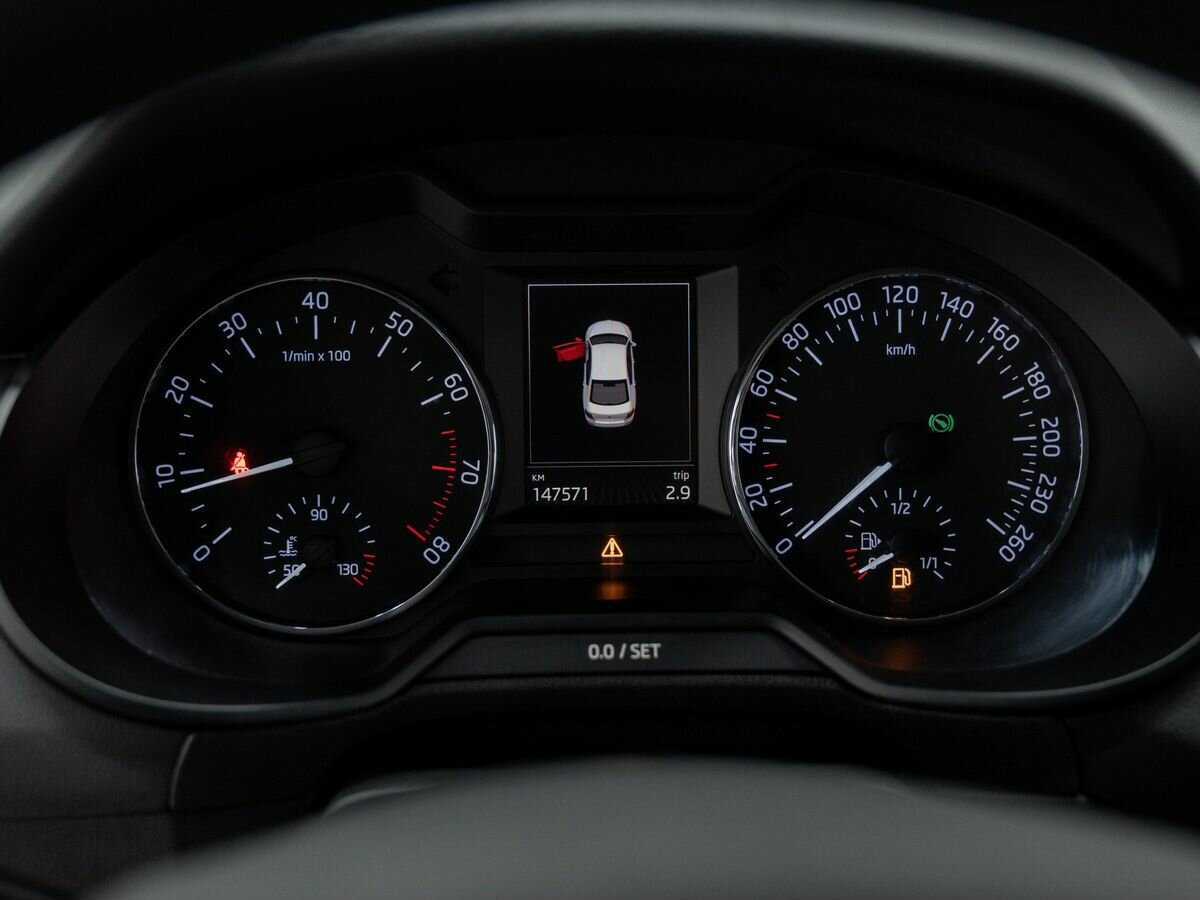 Б/У Шкода Октавия 2016 года. Фото: #19