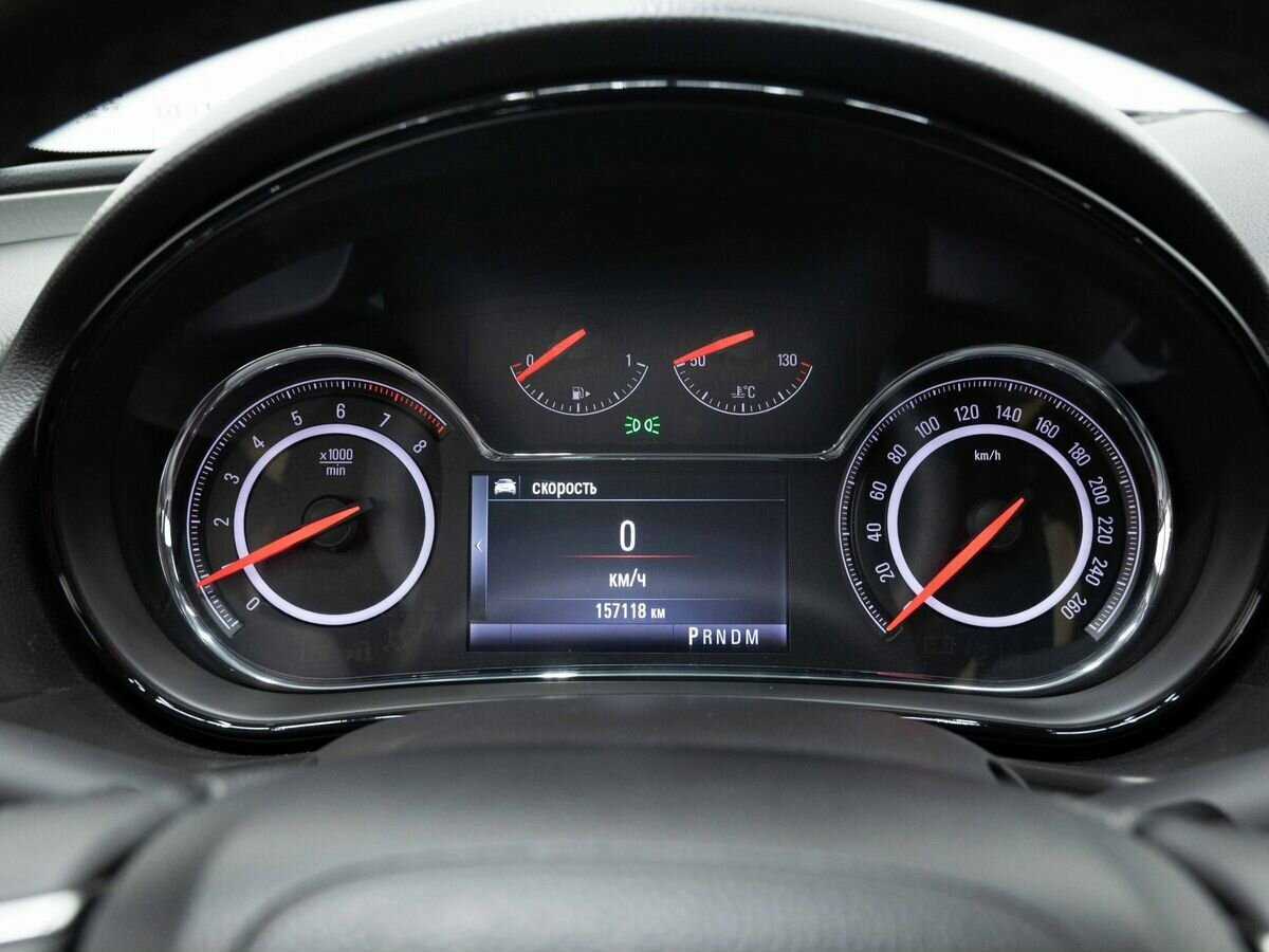 Б/У Опель Инсигния 2014 года. Фото: #16