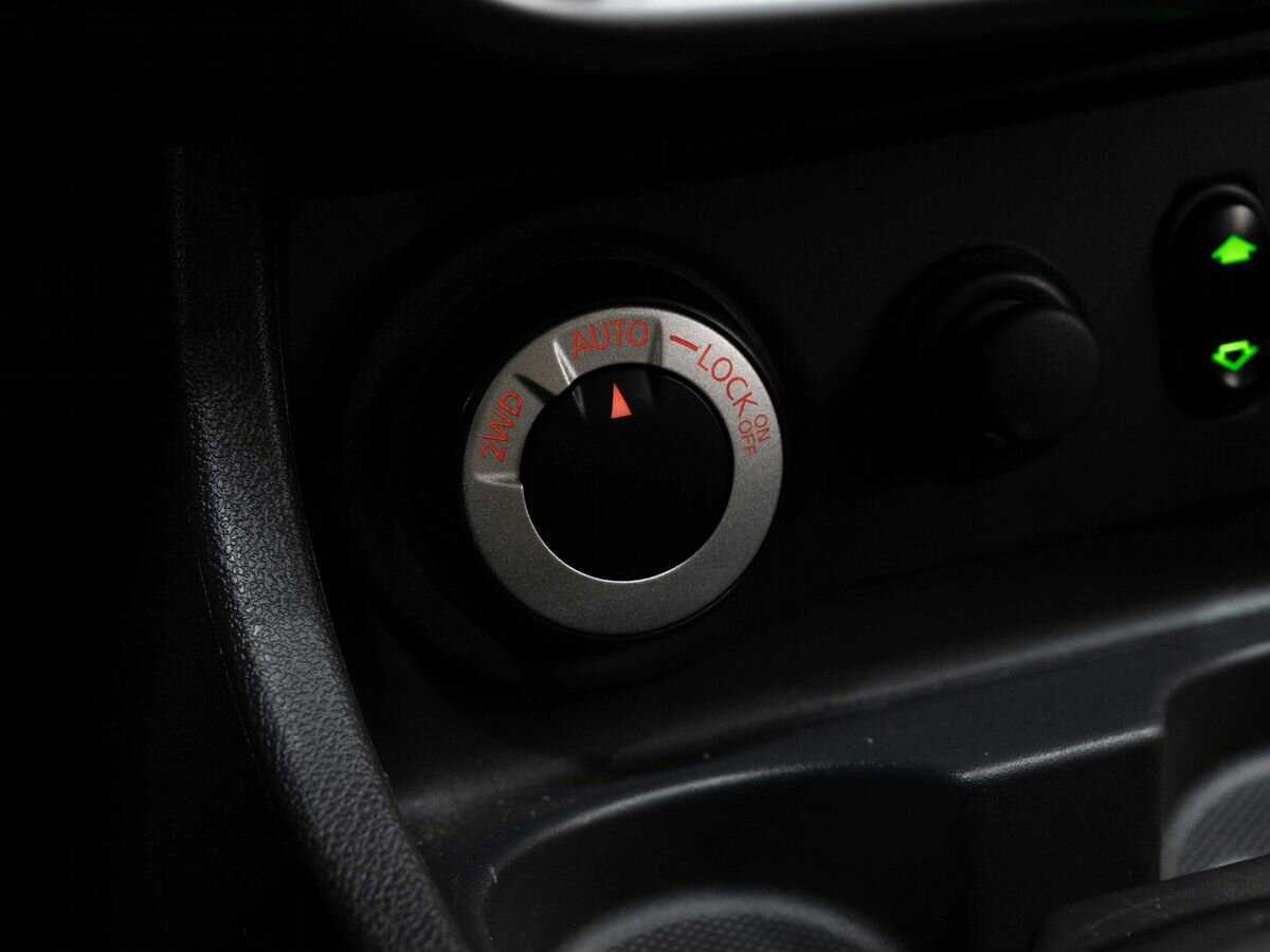 Б/У Рено Дастер 2013 года. Фото: #16