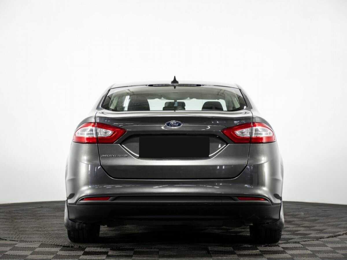 Б/У Форд Мондео 2017 года. Фото: #4