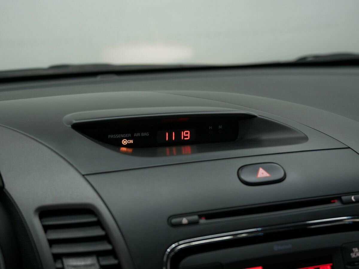 Б/У Киа Церато 2018 года. Фото: #18