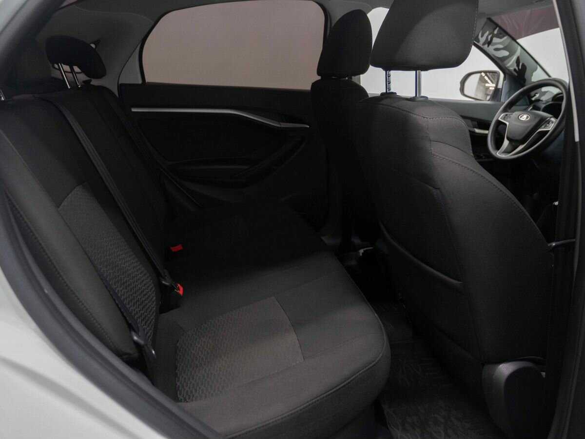 Б/У Лада (ВАЗ) Веста 2020 года. Фото: #9