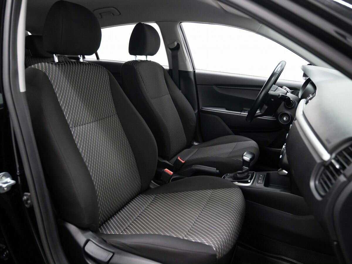 Б/У Киа Рио 2018 года. Фото: #11