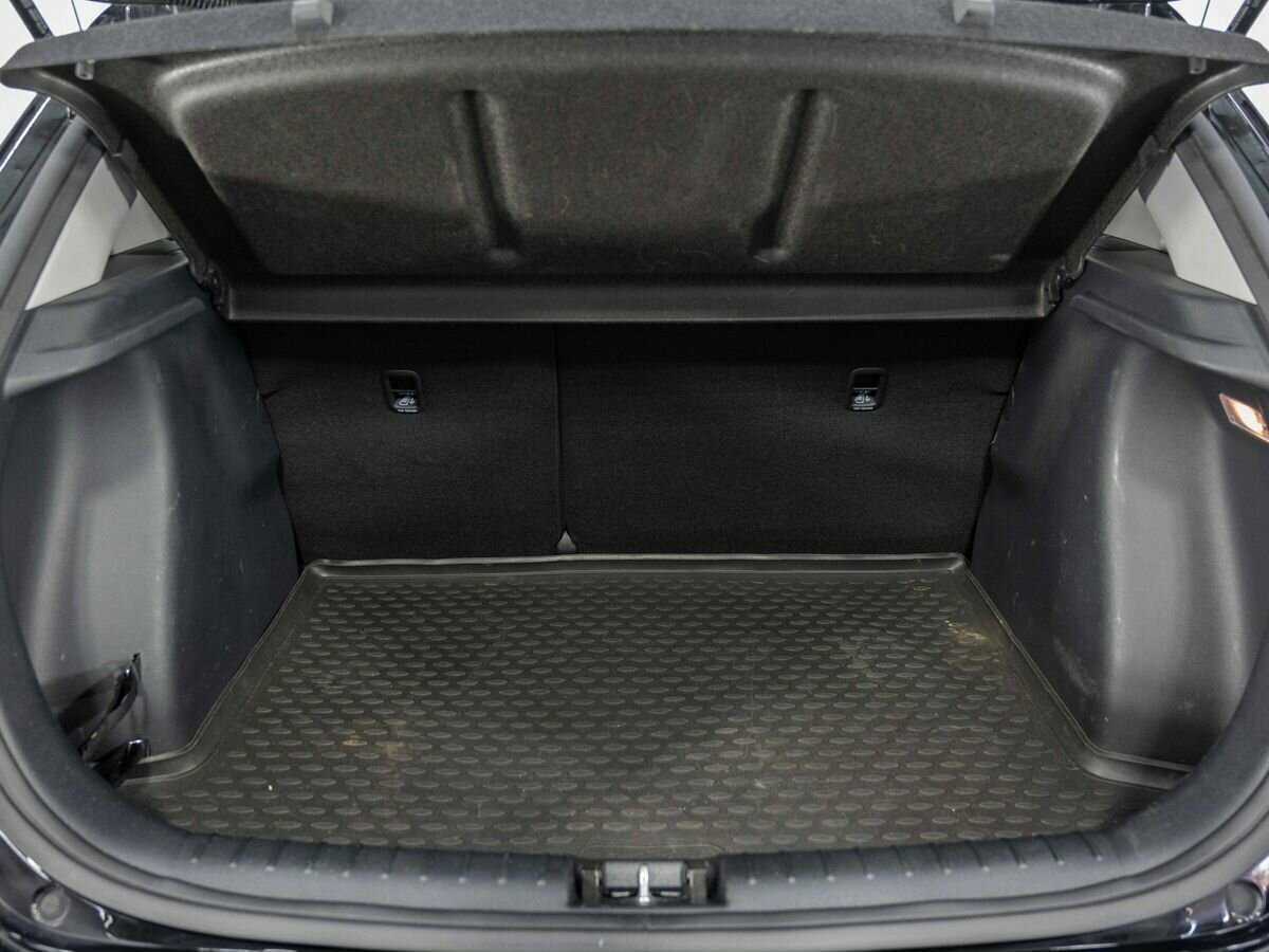 Б/У Киа Рио 2018 года. Фото: #21