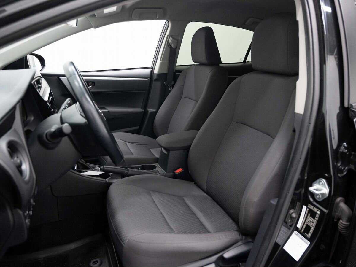 Б/У Тойота Королла 2017 года. Фото: #7