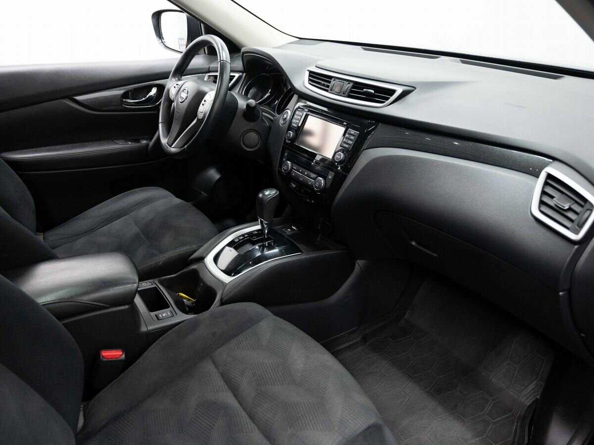 Б/У Ниссан Икс-Трейл 2017 года. Фото: #10