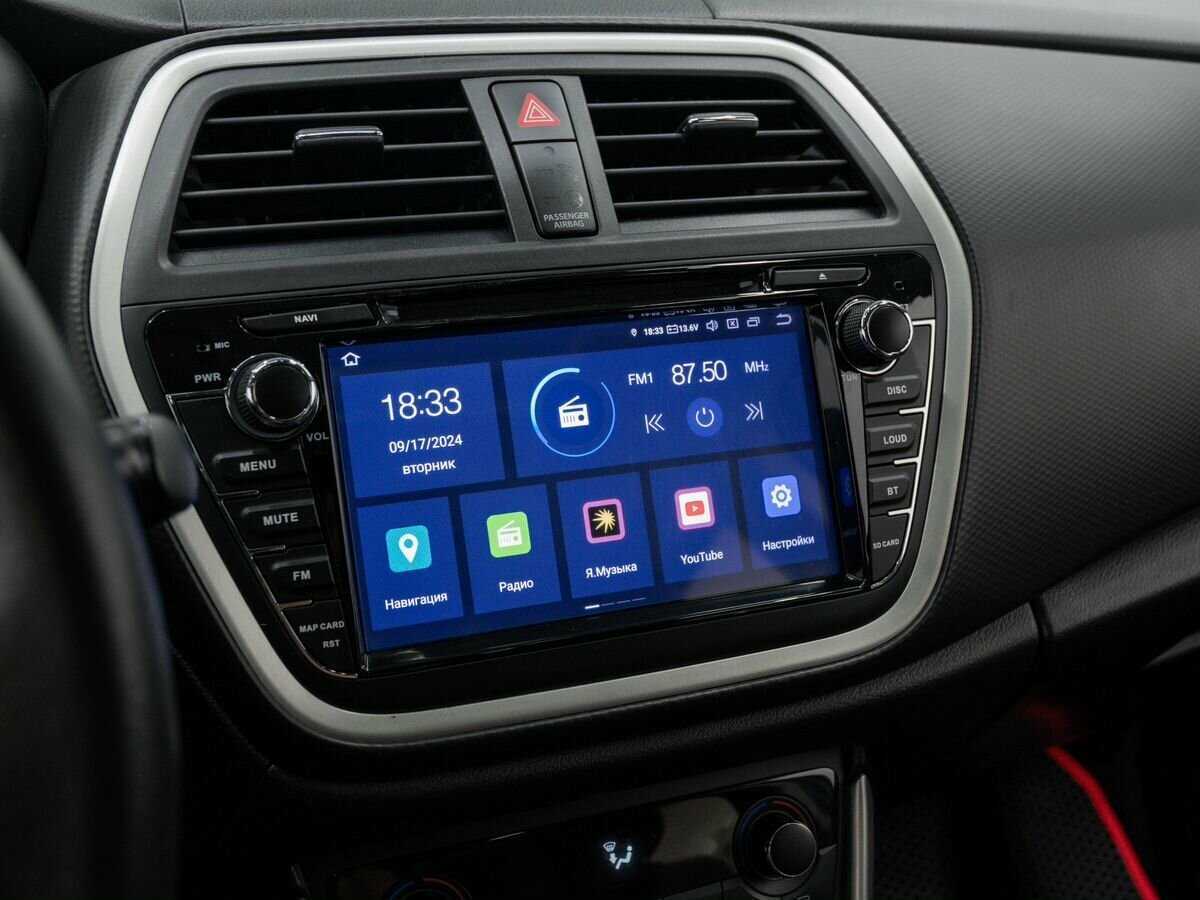 Б/У Сузуки С-Икс4 2014 года. Фото: #20