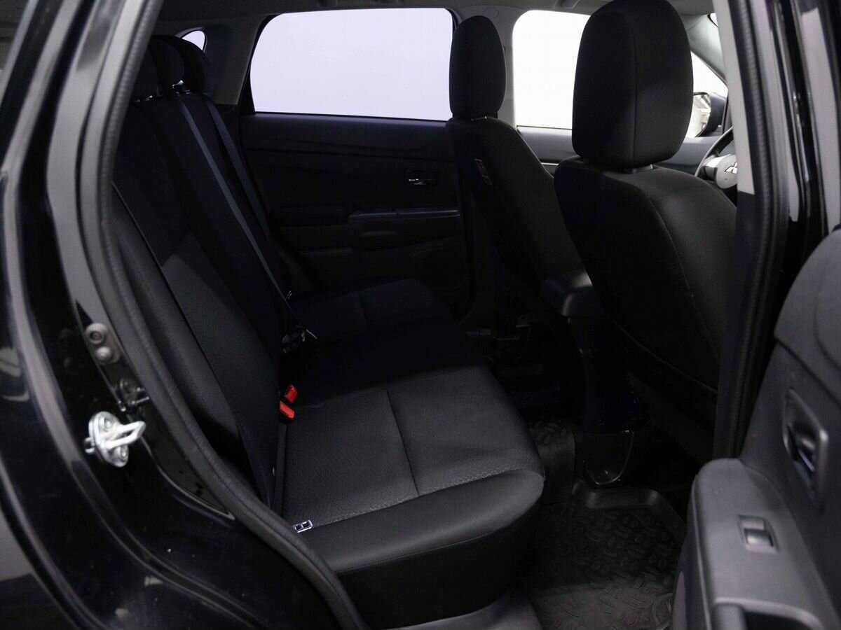 Б/У Митсубиши АС-Икс 2012 года. Фото: #9