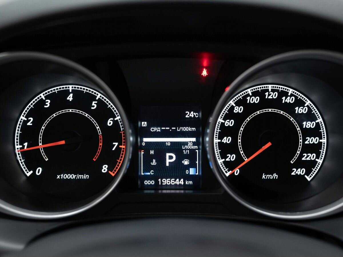 Б/У Митсубиши АС-Икс 2012 года. Фото: #14