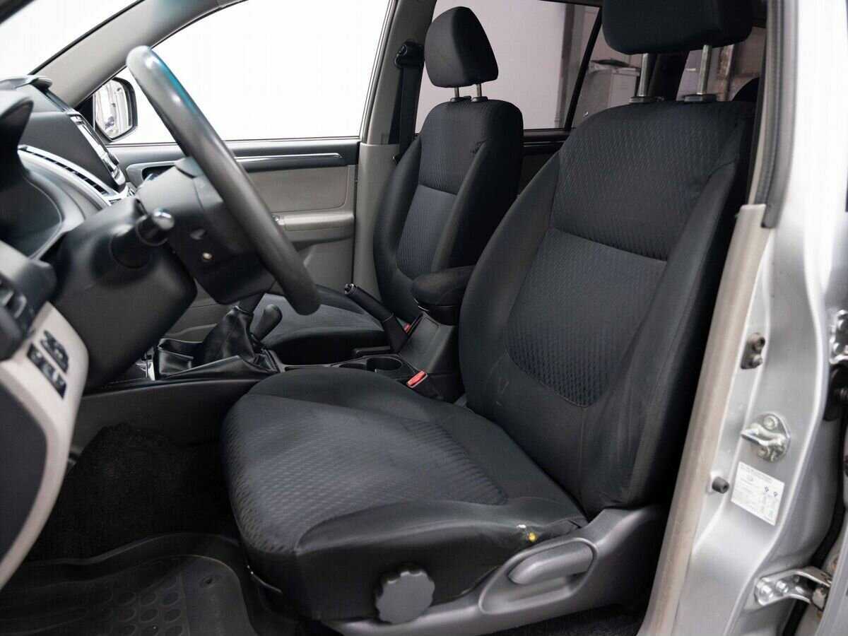 Б/У Митсубиши Паджеро Спорт 2014 года. Фото: #7