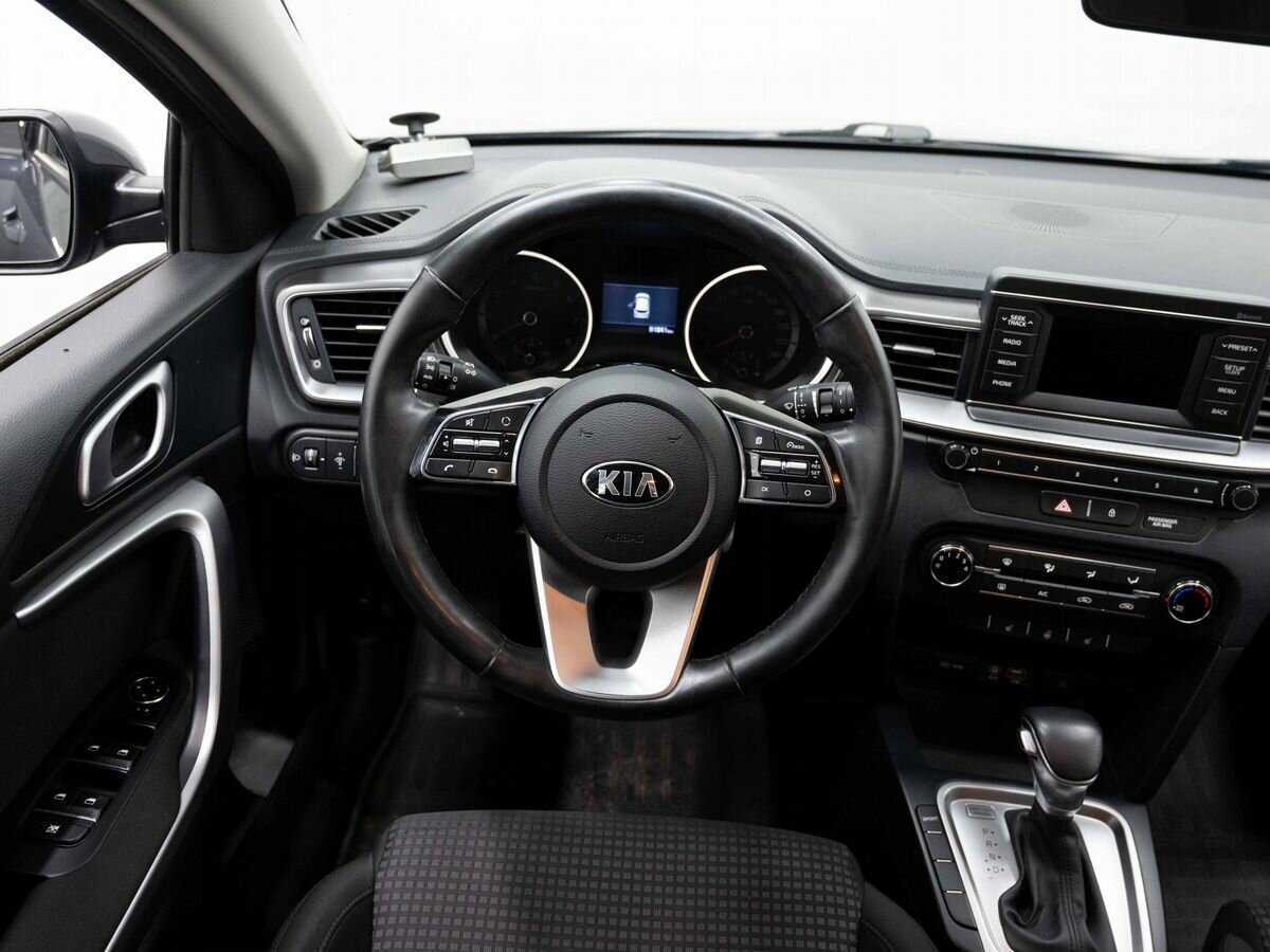 Б/У Киа Сид 2018 года. Фото: #13