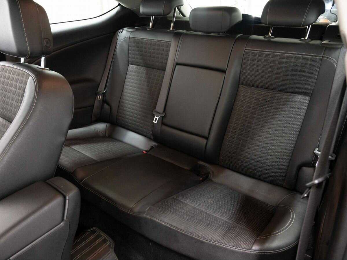 Б/У Опель Астра 2013 года. Фото: #9