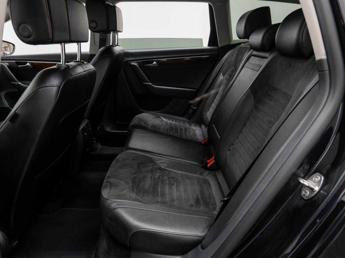 Б/У Фольксваген Пассат 2012 года. Фото: #11