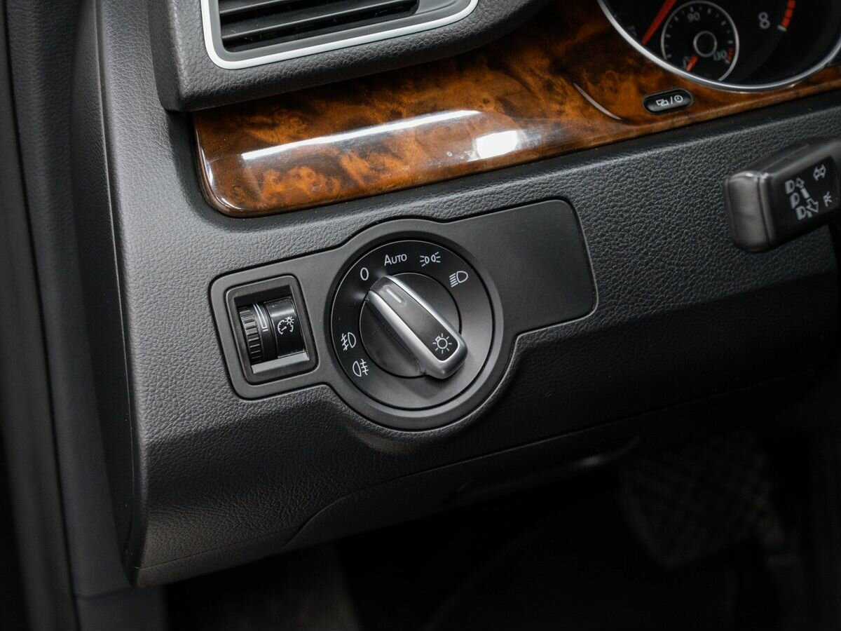 Б/У Фольксваген Пассат 2012 года. Фото: #15