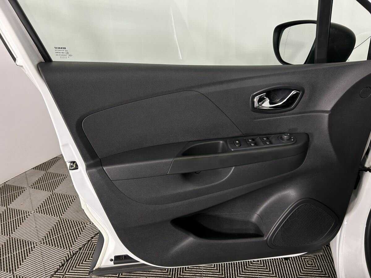 Б/У Рено Каптюр 2018 года. Фото: #7