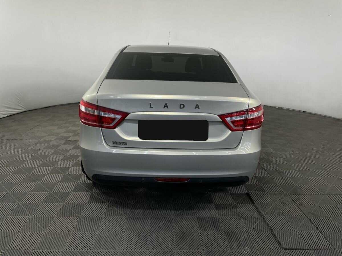 Б/У Лада (ВАЗ) Веста 2018 года. Фото: #2