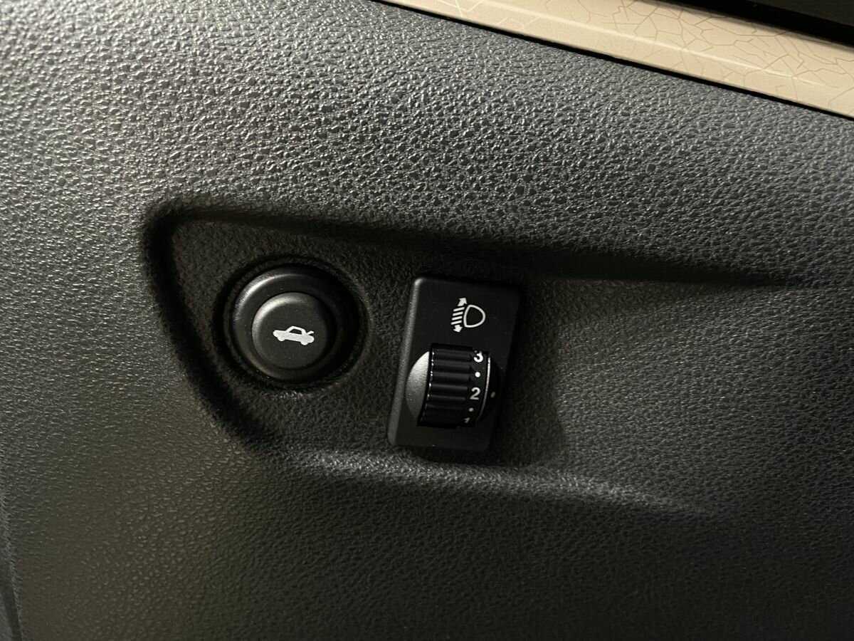 Б/У Лада (ВАЗ) Веста 2018 года. Фото: #8