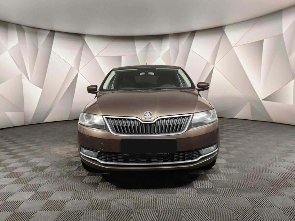 Б/У Шкода Рапид 2018 года. Фото: #6