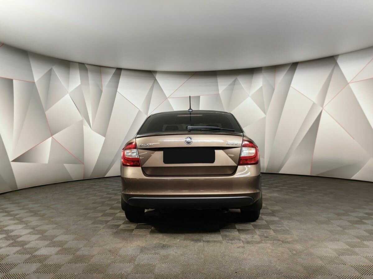 Б/У Шкода Рапид 2018 года. Фото: #7