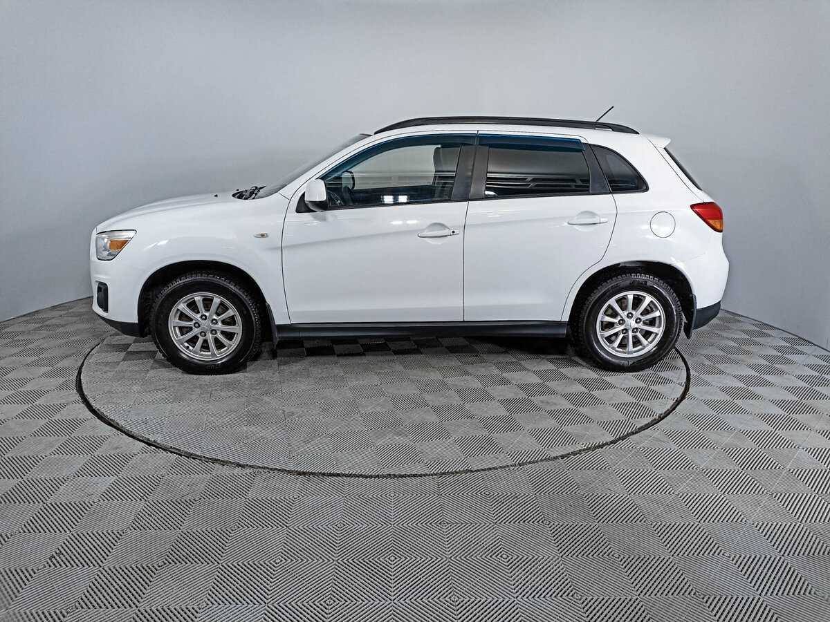 Б/У Митсубиши АС-Икс 2013 года. Фото: #7