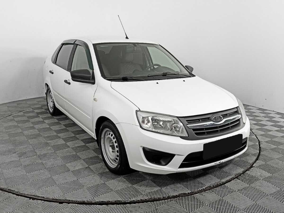 Б/У Лада (ВАЗ) Гранта 2017 года. Фото: #2